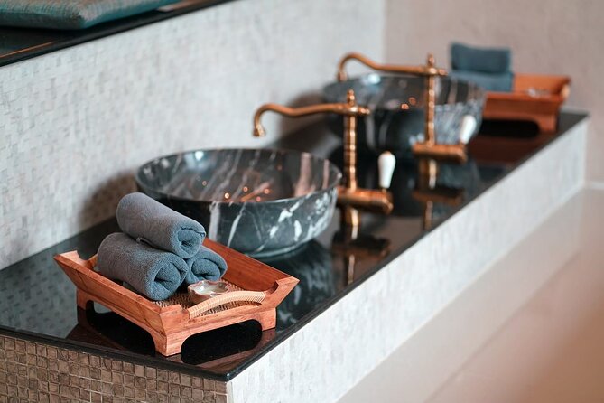 Spa Premium - Thai Massage (2 Hours With Pick up Service)