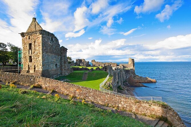 St. Andrews Spectral Soirée: Ghostly Echoes of History