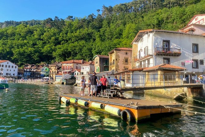 St. JAMES WAY and BASQUE WHALERS – Private Outdoor Adventure
