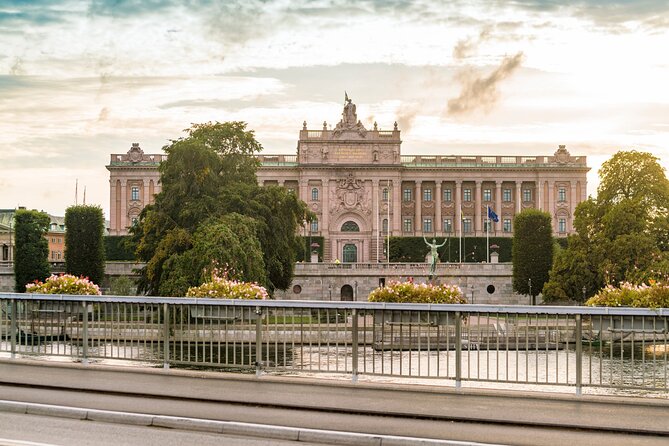Stockholm Royal Palace Museums Gamla Stan Skip-the-line Tour - Good To Know