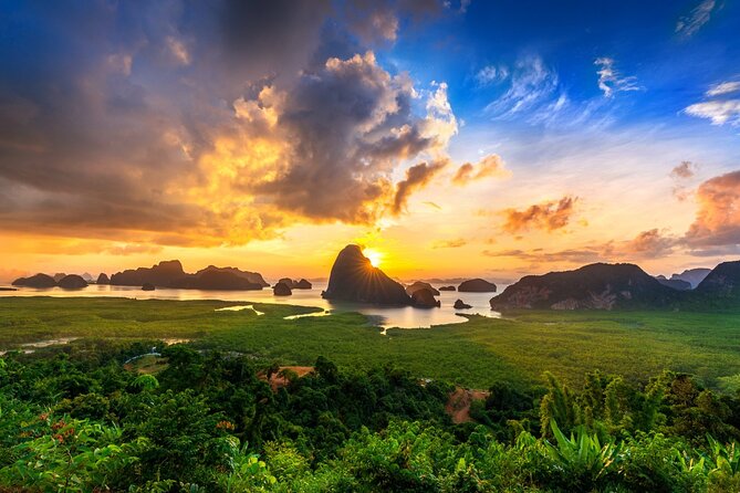 Sunrise to Phang Nga Bay and Jamebond Island Tour From Khaolak