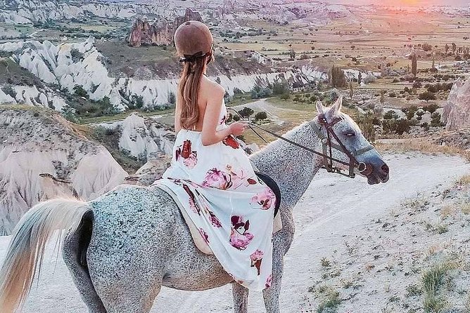 Sunset Horsebackriding Tour Through the Valleys of Cappadocia - Good To Know
