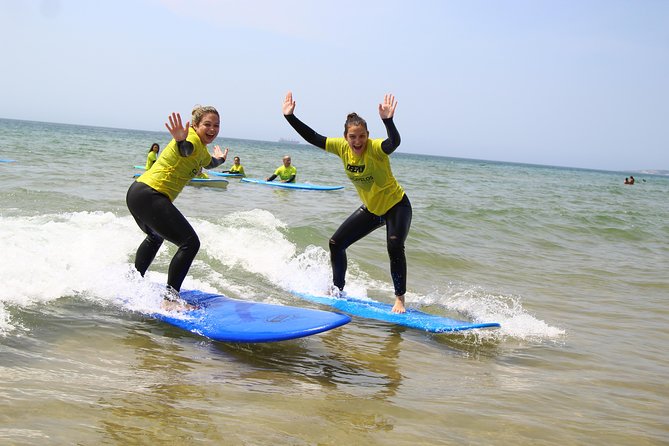 Surf Lesson on Praia De Carcavelos - Good To Know