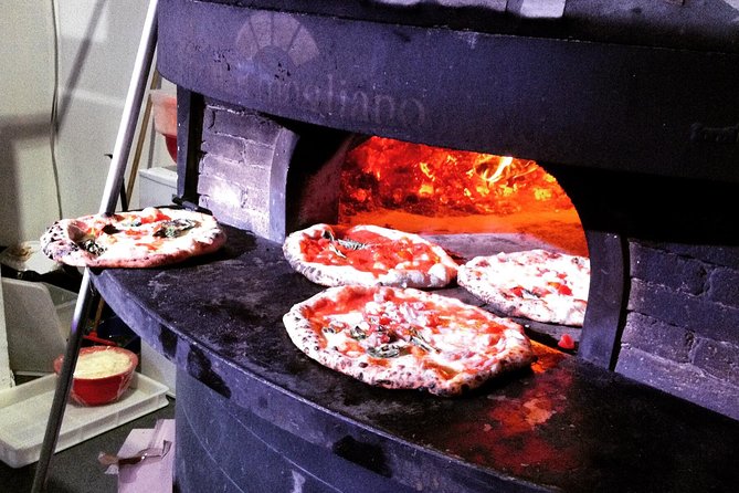 Tasty Ancient Naples & San Gregorio Armeno Food, Wine and Sightseeing Tour