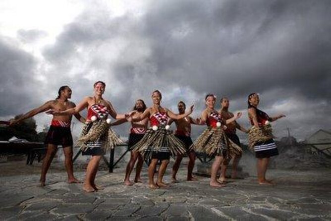 Tauranga - Rotorua "Whaka Living Māori Village" Private Tour. - Good To Know