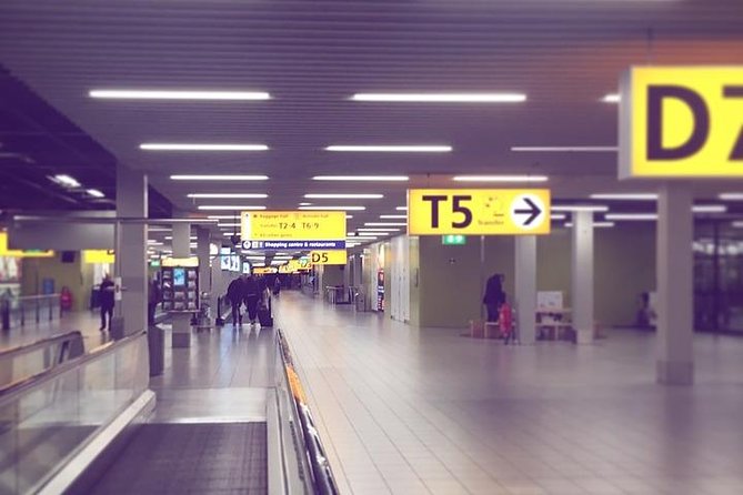 Taxi Transfer From Schiphol Airport to Amsterdam - Pre-Book Your Airport Transfer