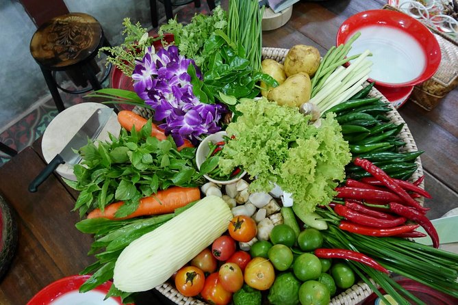 Thai Cooking Class Tour at Baipai Thai Cooking School