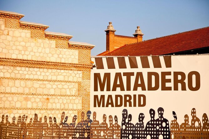 The Beauty of Madrid by Bike: Private Tour