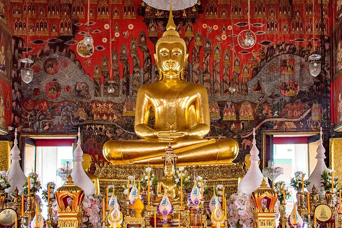 The Best Bangkok Temples - Wat Traimit: Temple of the Golden Buddha