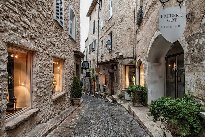 The Charming Villages of Provence Full Day Private Tour - Good To Know