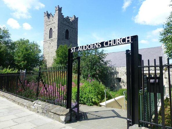 The Dublin Ghost Bus Tour With Christ Church Cathedral - Good To Know