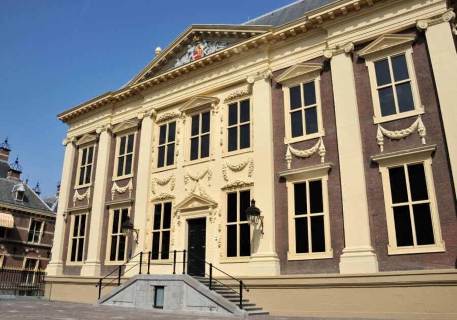 The Hague Scavenger Hunt and Sights Self-Guided Tour - Good To Know