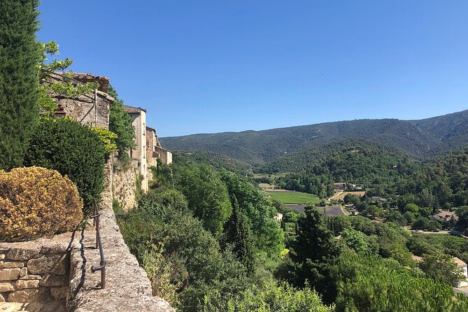 The Picturesque Luberon Villages of Lourmarin, Lauris, Cucuron & Bonnieux