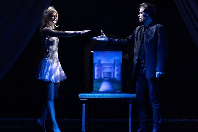 Ticket Escape Reality Magic of Garry and Janine Carson - Good To Know