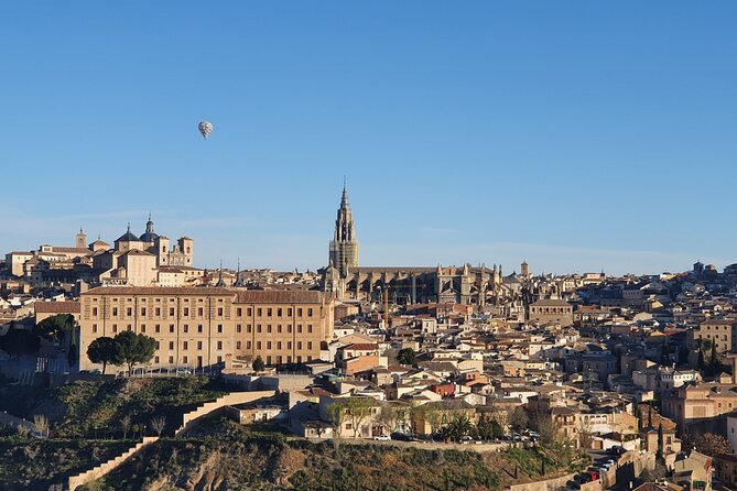 Toledo 5 Hour Luxury Tour From Madrid With Pickup and Drop off - Expert Tour Guide