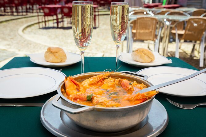 Total Lisbon Experience: Small-Group Walking Tour With Food and Wine Tastings