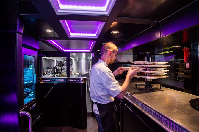 Touched Bus Champs-Elysées PARIS BY NIGHT Glass of Champagne - Good To Know