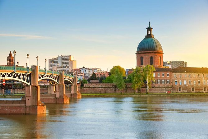 Toulouse Private Transfer From Toulouse City Centre to Toulouse Airport