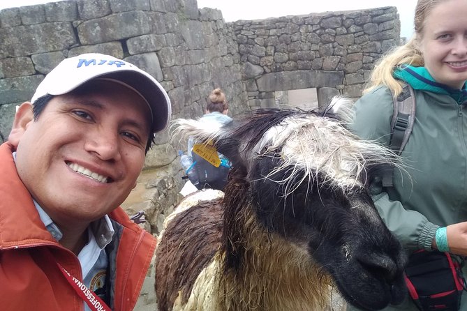 Tour in Machupicchu in Group From Aguas Calientes.