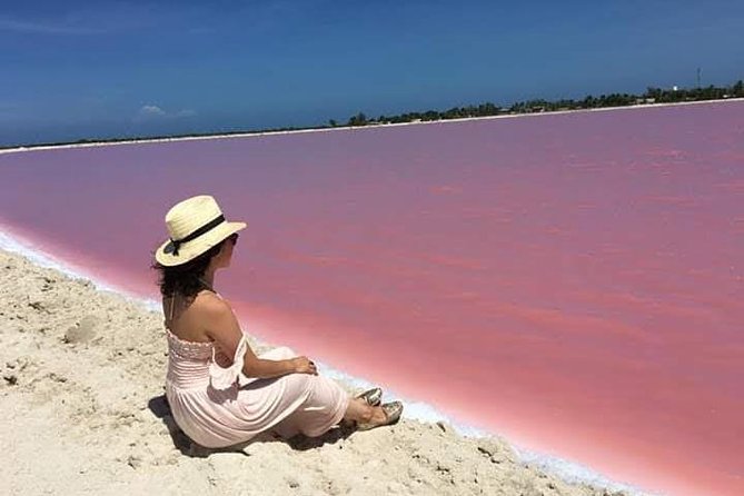 Tour to Las Coloradas With Photo Session