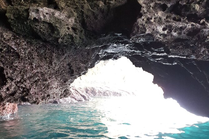Tour to the Caves of Sesimbra