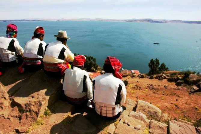 Tour to Uros Island and Taquile by Speed Boat