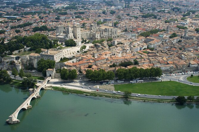 Transfer Avignon to Vaison La Romaine and Surroundings