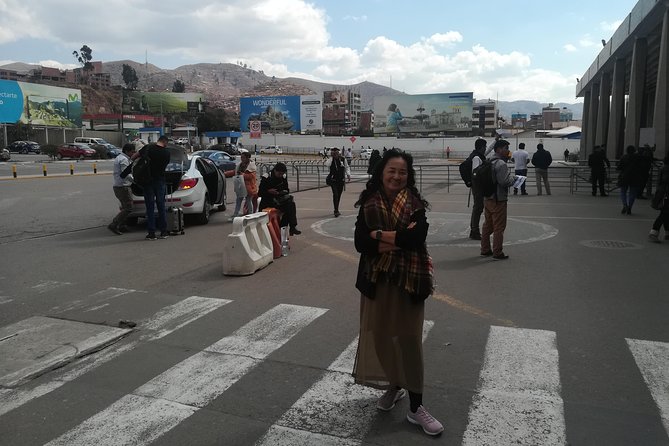 Transfer Cusco Airport - Hotel or Train Station - Selecting Date and Travelers