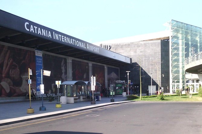 Transfer From Catania Airport to Taormina and Surrounding Villages - Good To Know