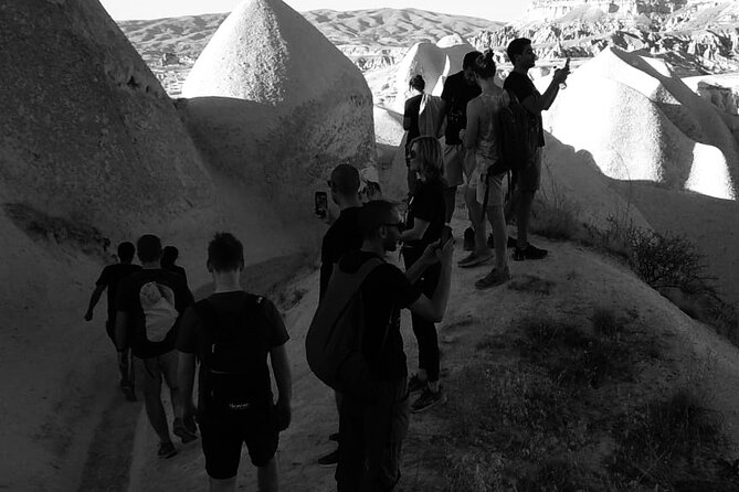 Transfer From Kayseri and Nevsehir Airport Cappadocia Mercedes for 16 People - Good To Know