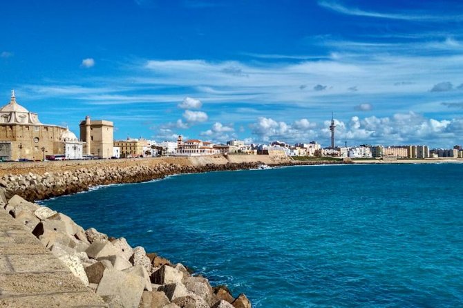 Transfer From Seville to Cadiz