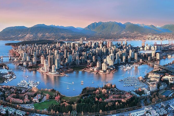 Transfer in Private Minivan From Vancouver Airport (Yvr) - Vancouver Downtown