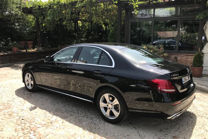 Transfer to Barajas Airport From Madrid - Meeting and Pickup