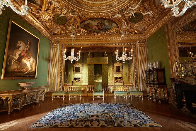 Vaux Le Vicomte Castle VIP Tour From Paris - Good To Know
