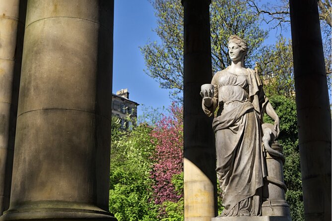 True Love Outdoor Escape Game in Romantic Edinburgh - Start Time and End Point