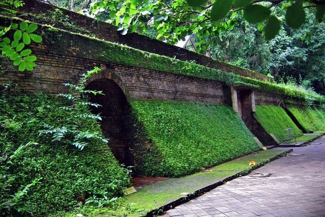 TunnelTemple&DoiSutepTemple(Night)  - Chiang Mai - Highlights of Doi Sutep Temple (Night)
