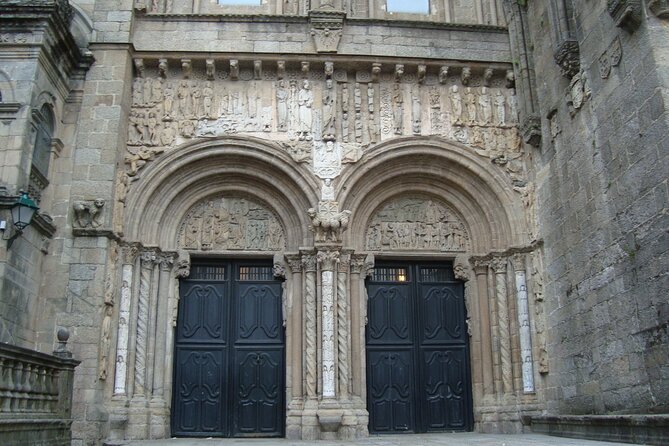 Two-Hour Small-Group Walking Tour in Santiago De Compostela