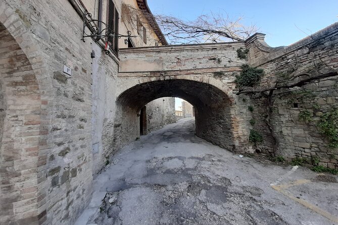 Umbria off the Beaten Track. Rasiglia, Trevi, Bevagna and Collepino