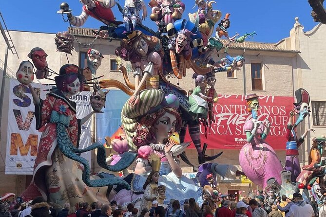 Valencia Discovery Special - Uncover Valencias Rich History