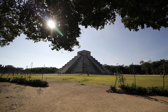 Valladolid Collective Tourist Transport Chichen Itza & 2 Cenotes