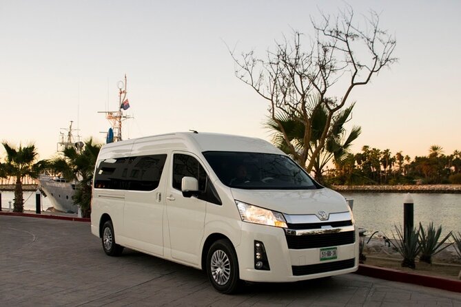 Van Private R/T From Airport to Your Hotel in Los Cabos