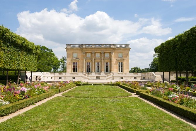 Versailles Palace Best of Estate Private Day Tour With Lunch & Queens Hamlet - Good To Know