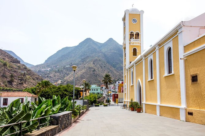 VIP Guided Tour of La Gomera With Garajonay Park and Lunch