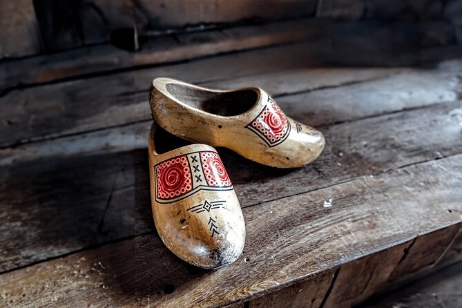 VIP Private Tour- Windmills, Cheese, Volendam With Transportation - Tour Highlights