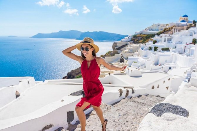Visit and Panoramic Tour of Santorini Half Day
