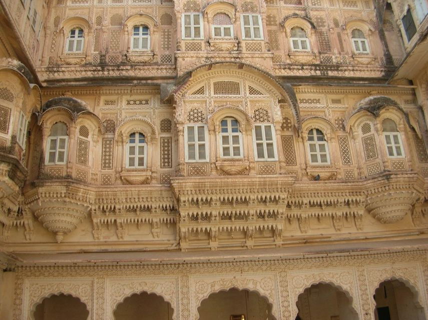 Visit Junagarh Fort, Rat Temple & Jodhpur Drop From Bikaner