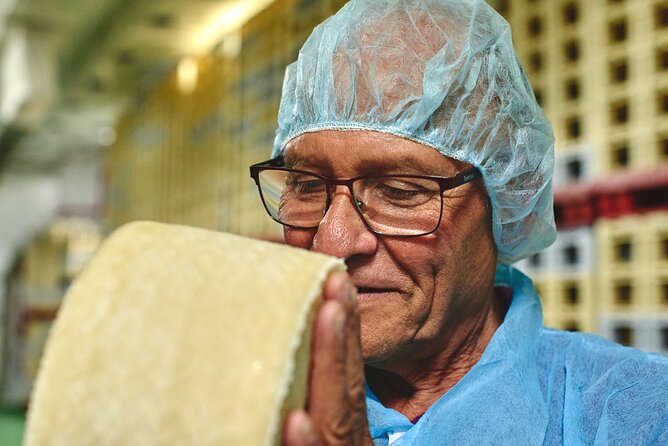 Visit La Antigua Cheese Factory (Cheese Tourism) - Good To Know