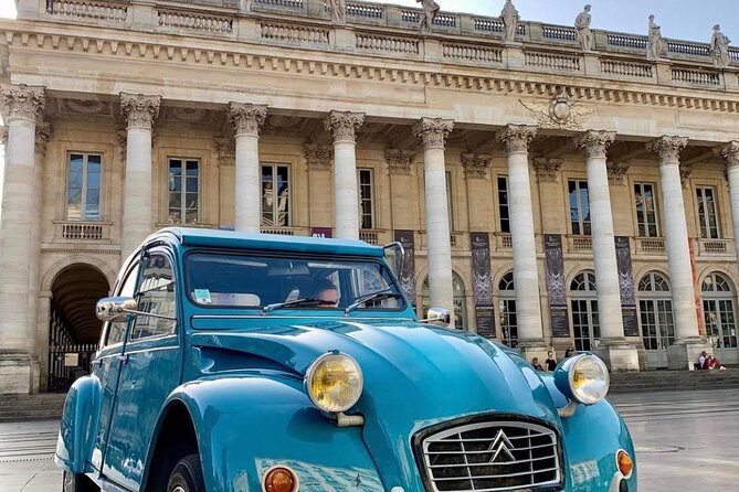 Visit of Bordeaux Unesco in a Classic Car & Delicacies