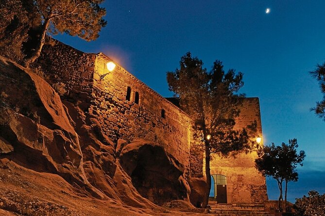 Visit the Hermitage of Montroig in the Red Hills.