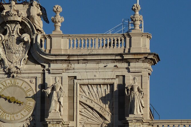 Visit to the Royal Palace of Madrid in a Small Group - Inclusions